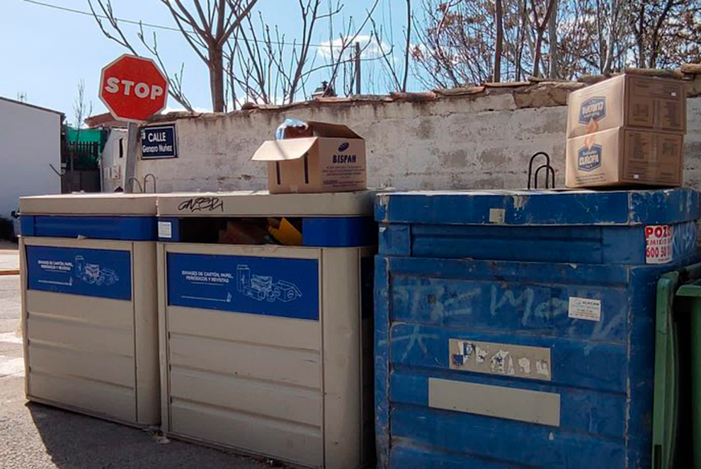 ULEG denuncia que “el nuevo contrato de reciclado de papel y cartón enmascara privatizaciones”