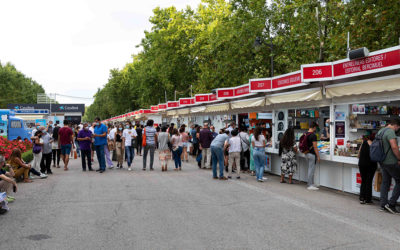 Refuerzos en el servicio de 14 líneas de autobuses durante la Feria del Libro