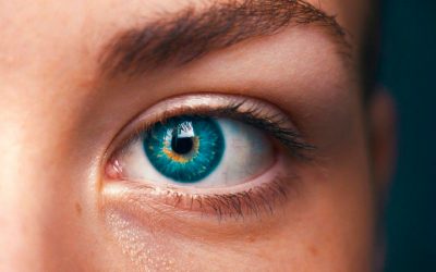 Implantado el primer dispositivo ocular para tratar la degeneración macular asociada a la edad