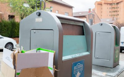 Campaña en Tres Cantos para sancionar por no depositar los residuos en su contenedor