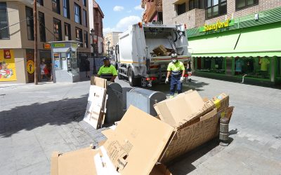 Leganés pone en marcha un servicio de recogida de papel y cartón «a domicilio» para comercios