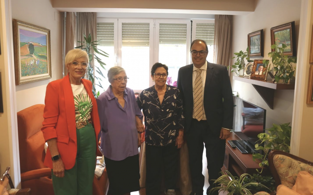 Felicitación a una vecina centenaria de Leganés: María Muñoz Gordillo