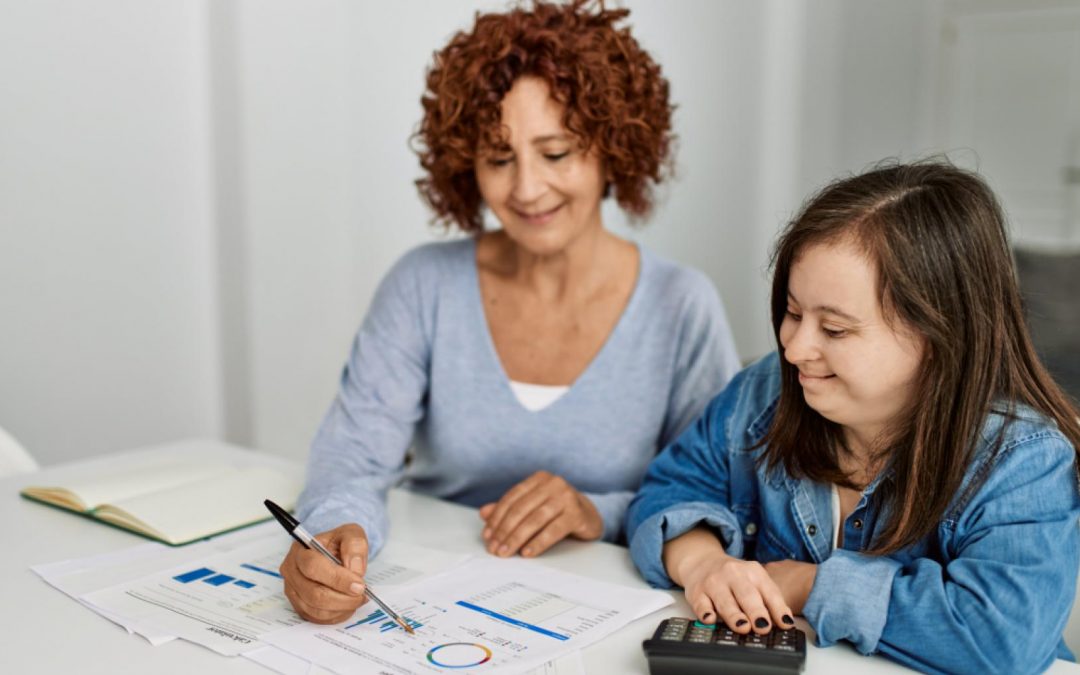 La atención a personas con discapacidad intelectual y envejecimiento prematuro mejorará en un 20% su presupuesto en Madrid