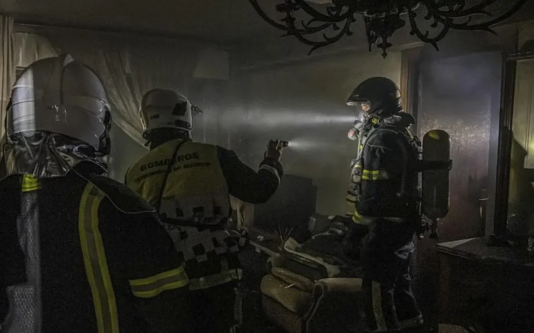 Incendio en la calle Pintor El Greco de Móstoles