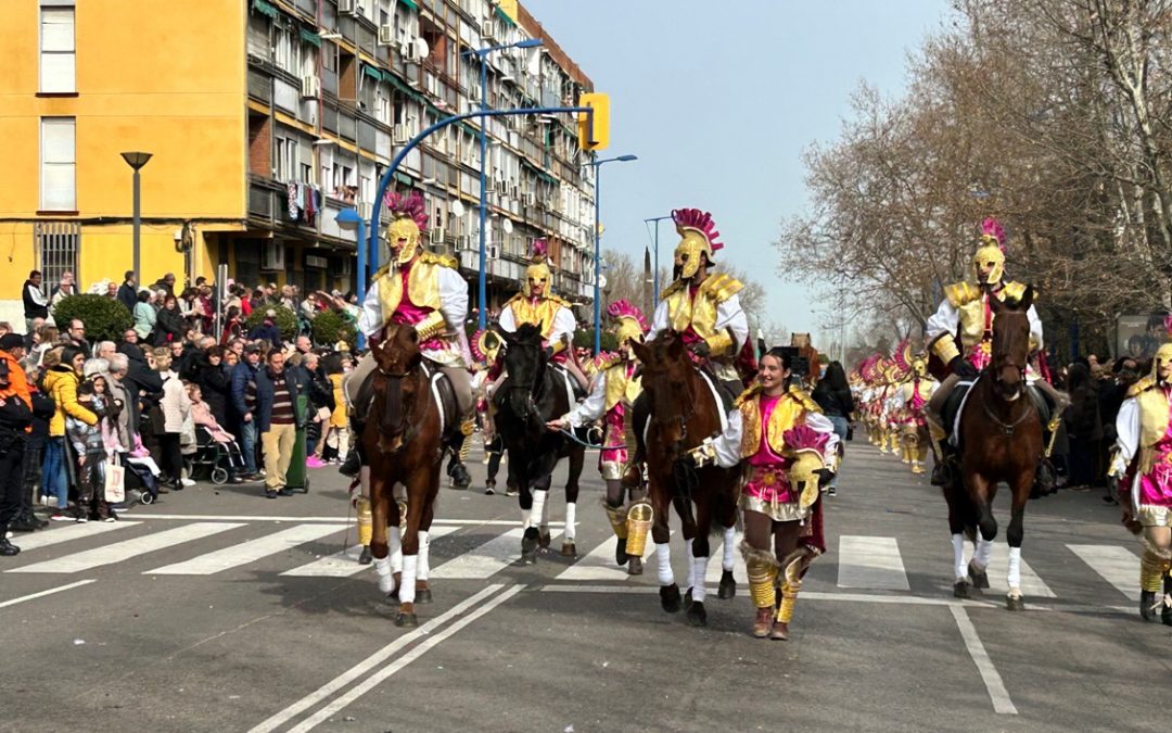 Más de 4.000 personas desfilaron en un gran Carnaval lleno de música y color en Leganés