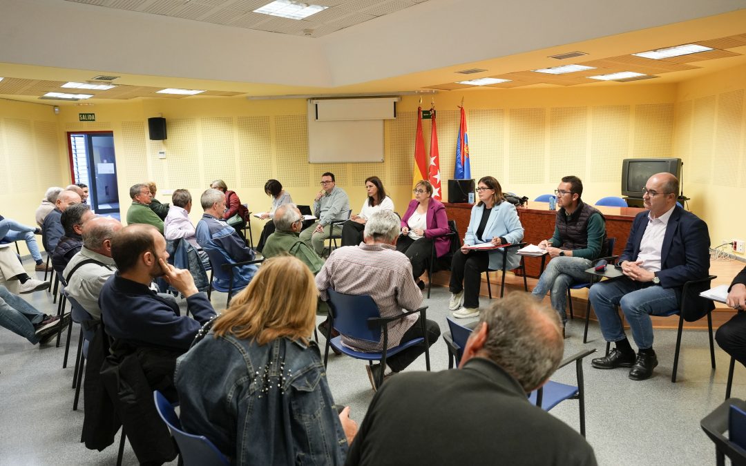 Nueva Asamblea Vecinal Abierta en Móstoles con vecinas y vecinos de la Junta de Distrito 1