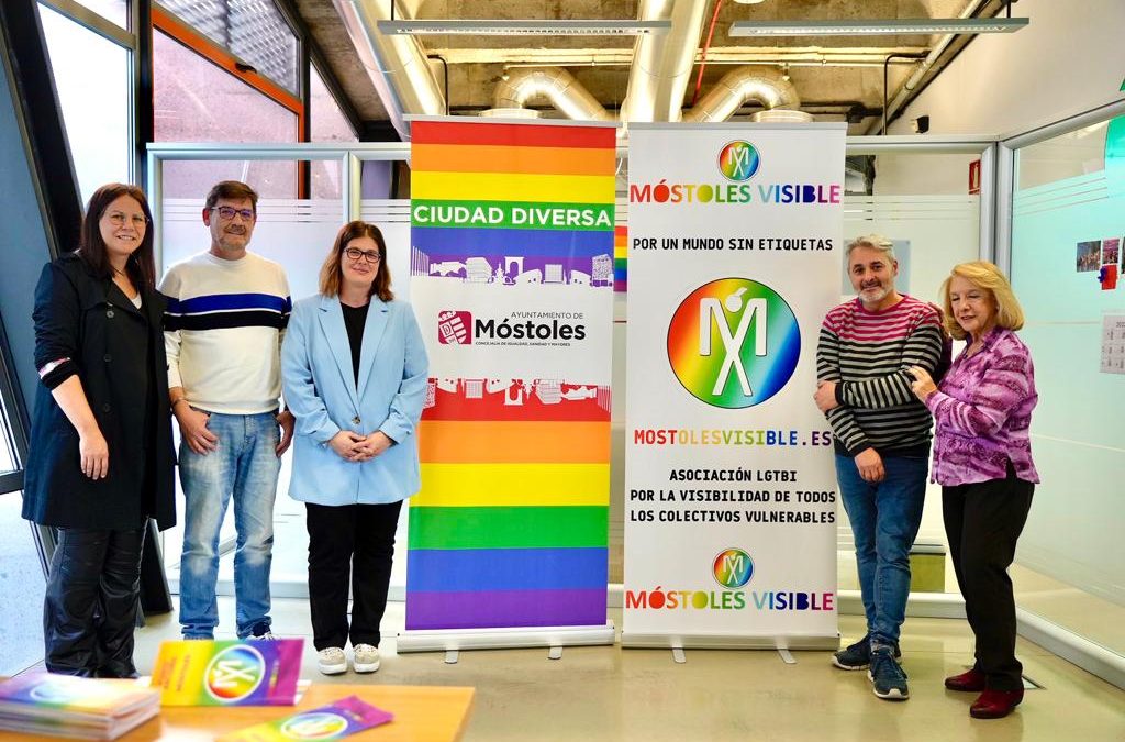 Móstoles habilita un Punto Arcoíris para informar y apoyar al colectivo LGTBI y a sus familias