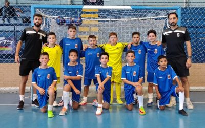 El equipo alevín del FS Móstoles logra el título de liga con una temporada espectacular