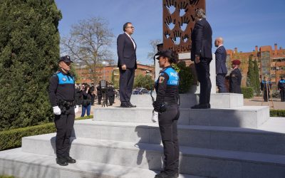 Leganés recuerda a las víctimas del atentado del 11 marzo de 2004 y al GEO fallecido en la ciudad con un emotivo homenaje