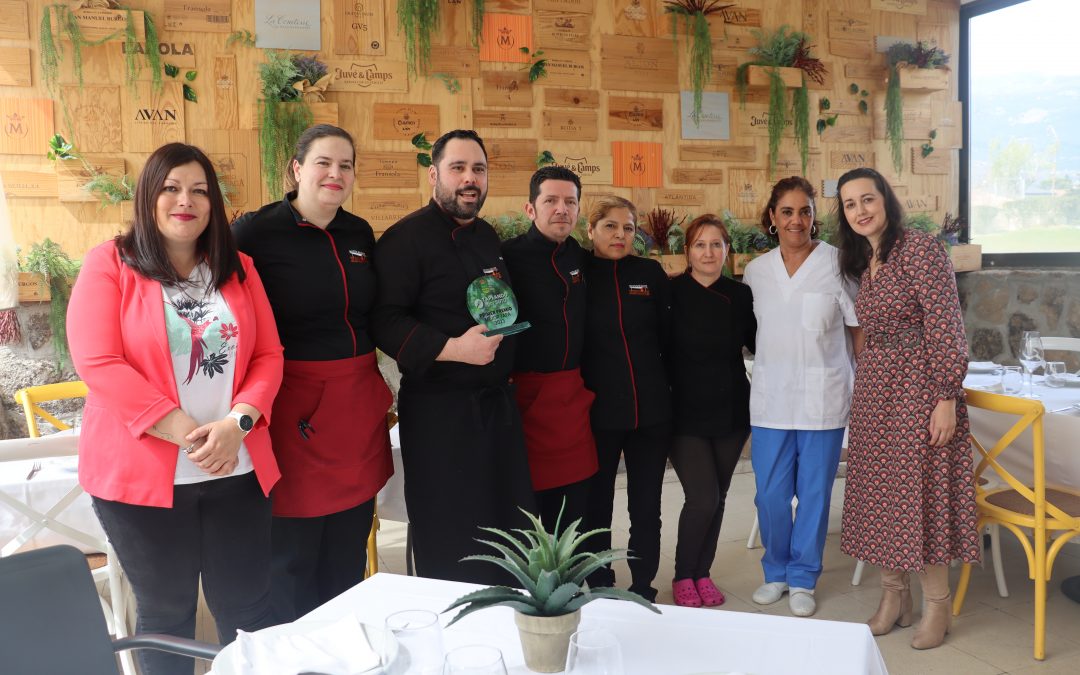 El restaurante A Cuchillo, ganador de Tapeando con doble tapa y por segundo año consecutivo