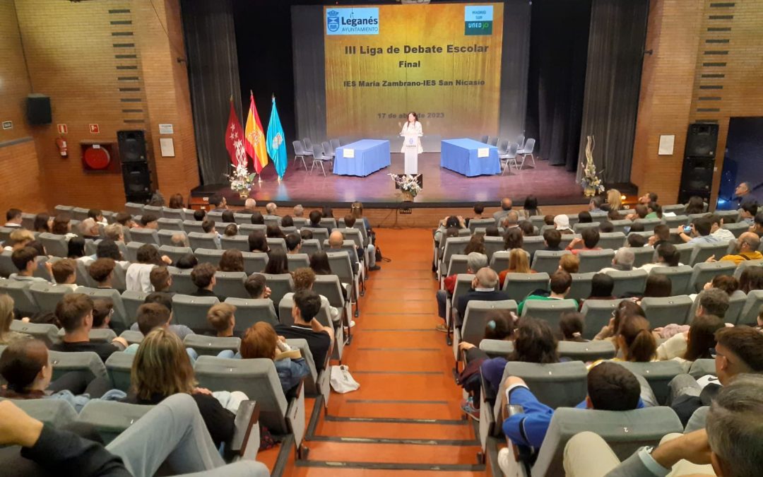 El IES San Nicasio, vencedor de la III edición de la Liga de Debate Escolar de Leganés