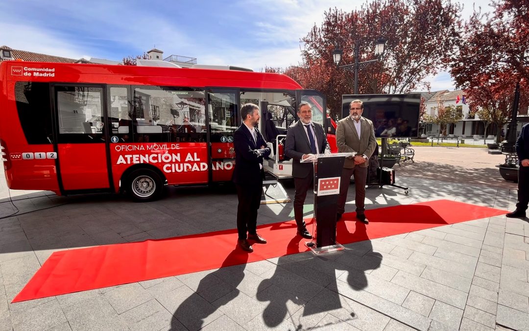 Madrid estrena el Servicio de Oficinas Móviles que facilita los trámites administrativos a los ciudadanos