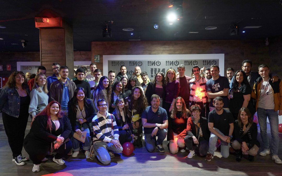 Candelaria Testa se reúne con jóvenes de Alcorcón para presentar propuestas transformadoras y participativas