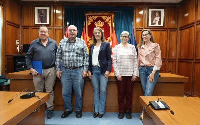 El Ayuntamiento de San Lorenzo de El Escorial y la Asociación de la Tercera Edad renuevan su compromiso por el bienestar de los mayores del municipio