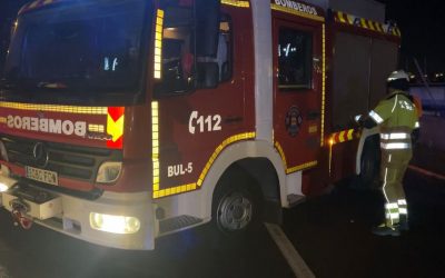 Diez personas intoxicadas leves en un incendio en vivienda de Parla