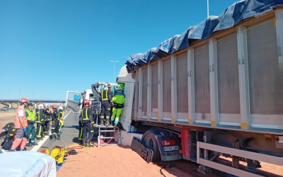 Colisión de camiones en la M-50 en Leganés deja dos heridos y provoca extensos atascos