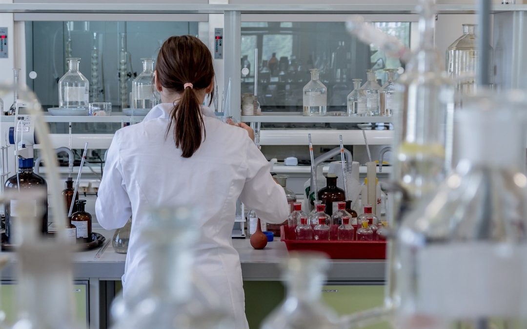 La Comunidad de Madrid renovará este curso 80 laboratorios de institutos públicos