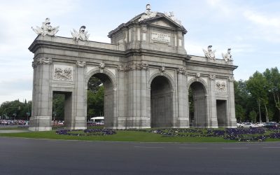 La Puerta de Alcalá dejará caer el telón con el encendido del alumbrado navideño