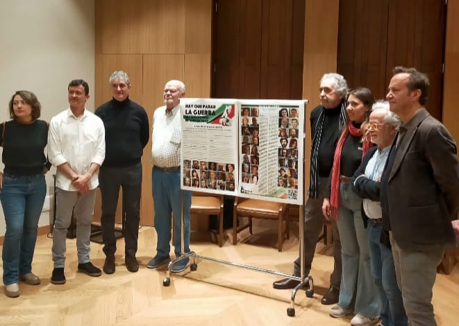 Ana Belén, Rafael Correa, Thomas Piketty o C. Tangana se unen para detener la guerra en Gaza