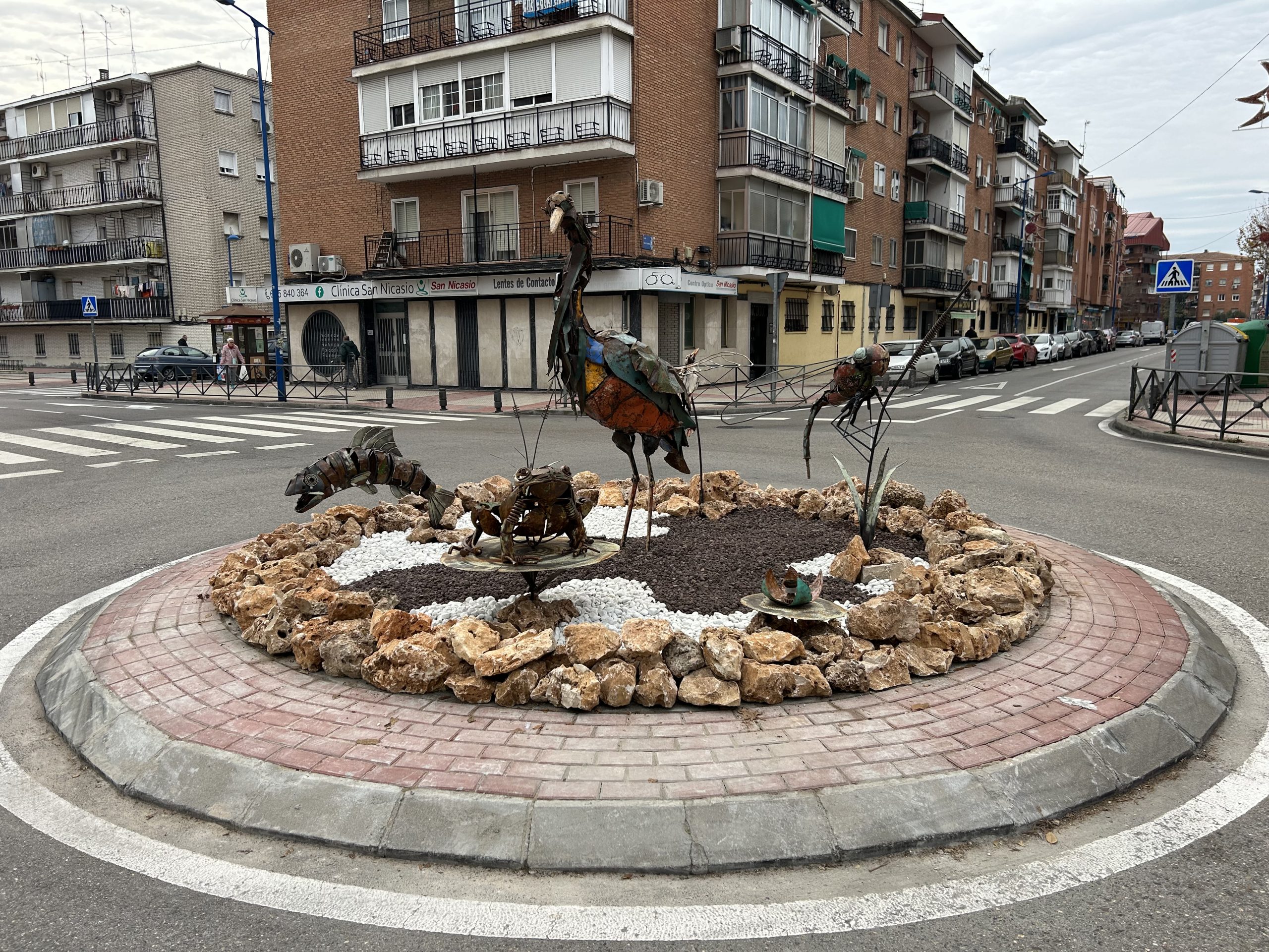 Leganés inaugura un conjunto escultórico de fauna y flora fluvial con metales reciclados