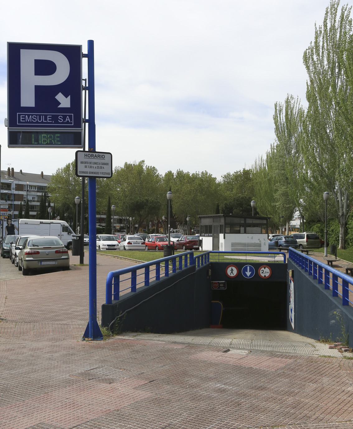 Leganés inaugura la campaña "Compra local y aparca gratis"