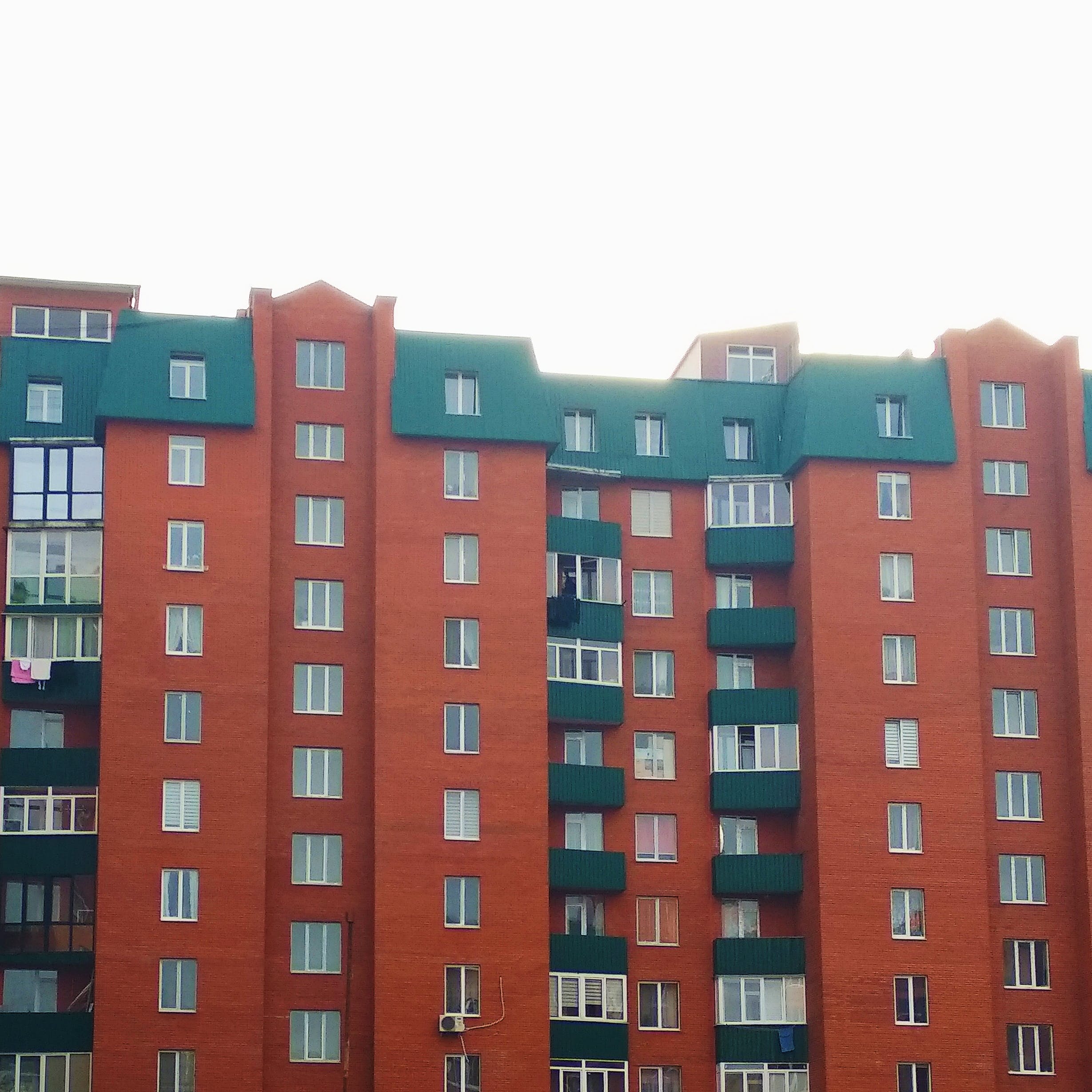 El precio del alquiler se dispara en Madrid: más de 2.000 euros por pisos de dos dormitorios
