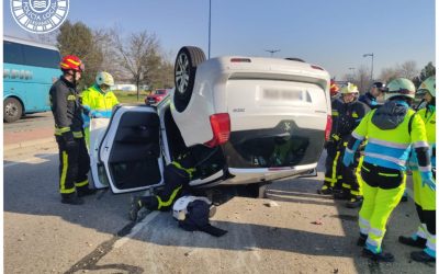 Vuelca un vehículo en Leganés