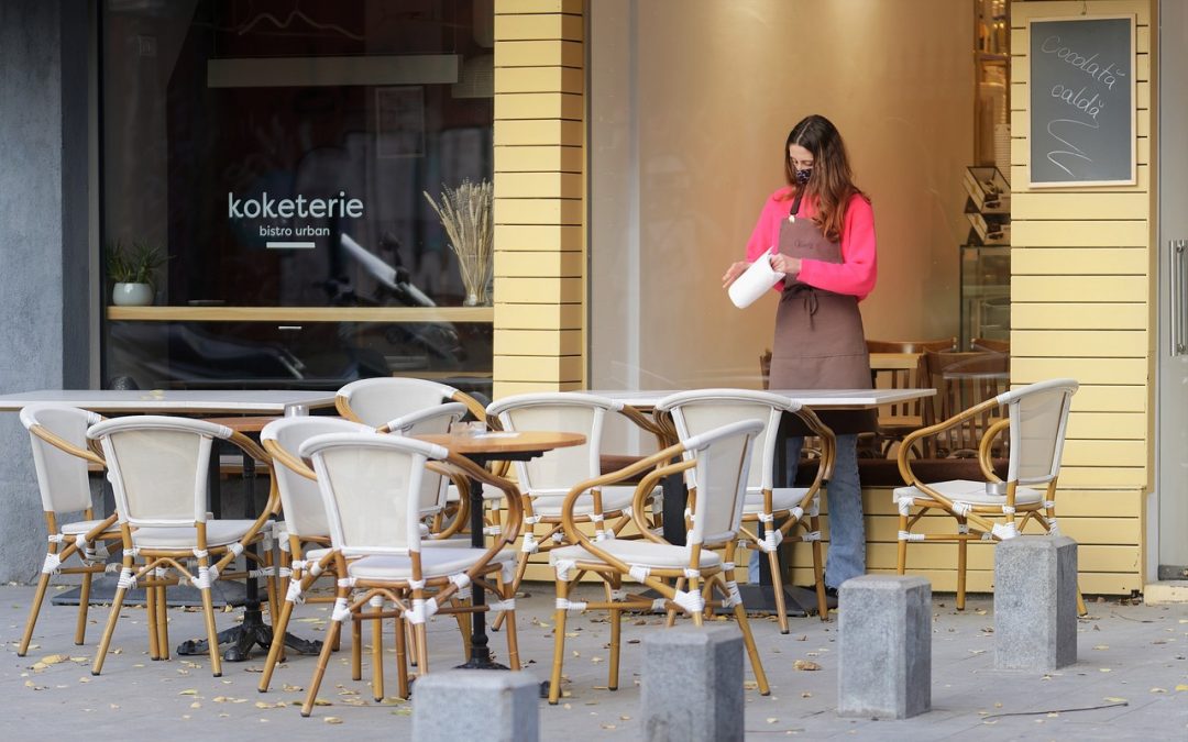 Hostelería y sindicatos se reúnen de urgencia para evitar una huelga en Navidad