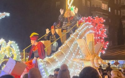 Los bomberos, el pepino y los Legamigos en la Cabalgata de Leganés