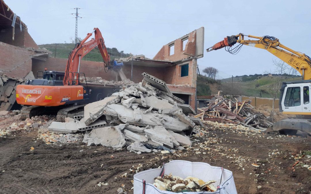 La Comunidad de Madrid rehabilita área protegida en El Molar tras demolición de edificación ilegal