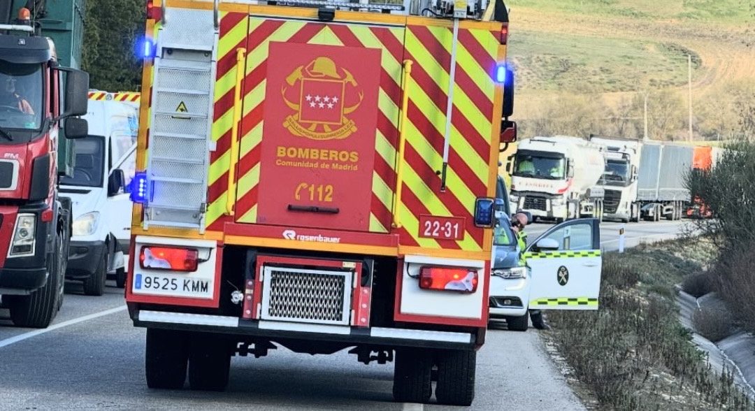 Dos mujeres heridas de gravedad por un choque frontal en Alcalá de Henares