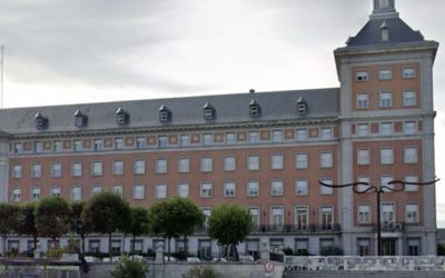 Evacuación en la estación de Metro de Moncloa tras una pequeña explosión