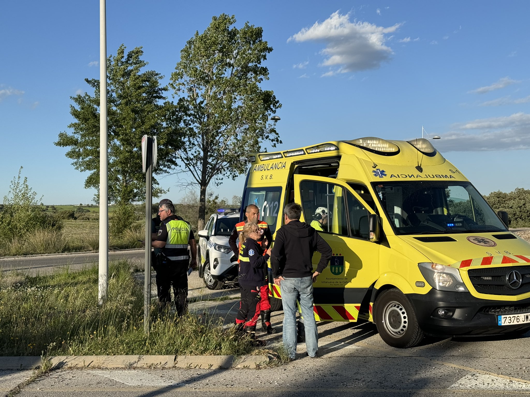 Summa 112 Comunidad de Madrid.- Tragedia en Villanueva de la Cañada: Ciclista de 57 años pierde la vida tras colisión con una señal