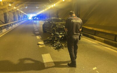 Un motorista herido por una colisión múltiple en el túnel de María de Molina