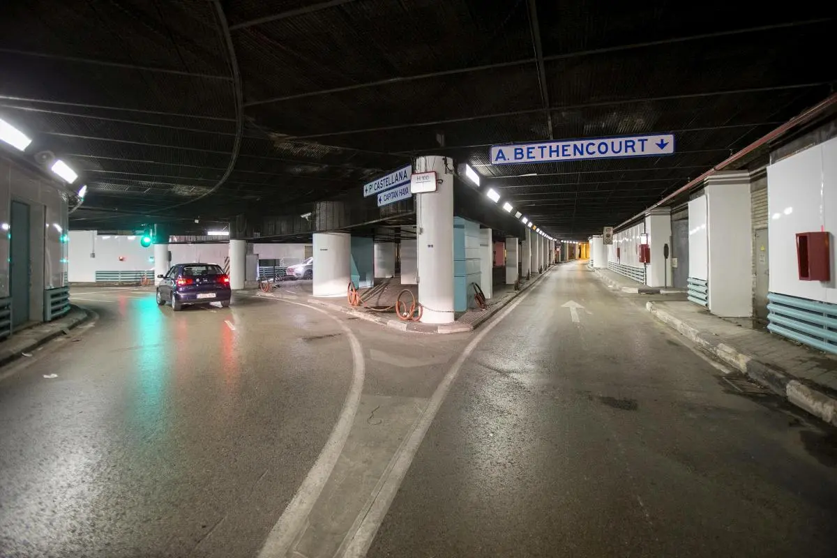 Incendio en el Túnel de Azca obliga a cerrar el tráfico sin dejar heridos