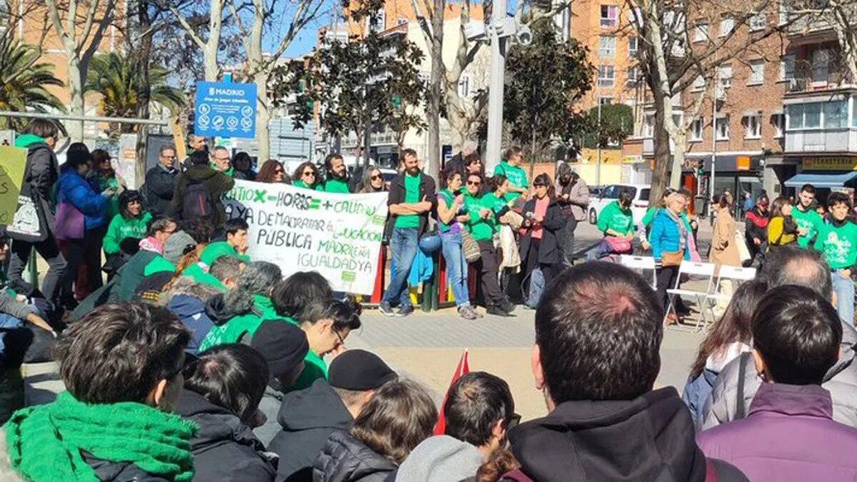 Menos Lectivas.-Los profesores de la Comunidad de Madrid vuelven a convocar huelga para esta semana