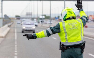 Guardia Civil fuera de servicio salva autobús de tragedia en la Autovía A-4