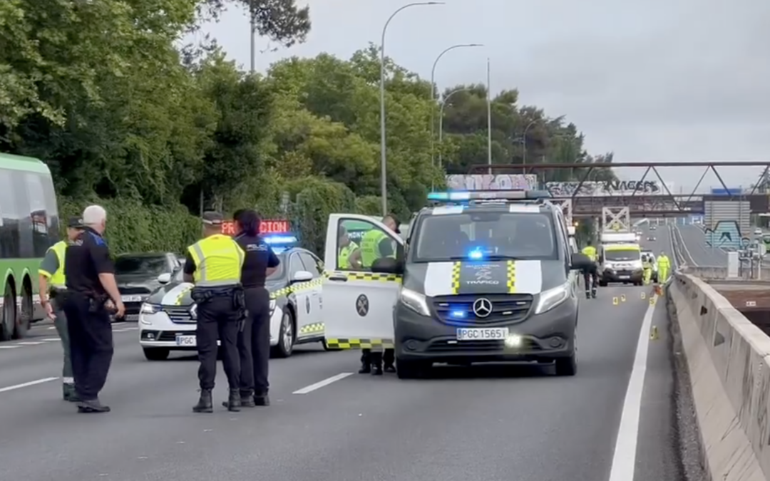 Trágico accidente en la A-6: Fallece un motorista de 41 años