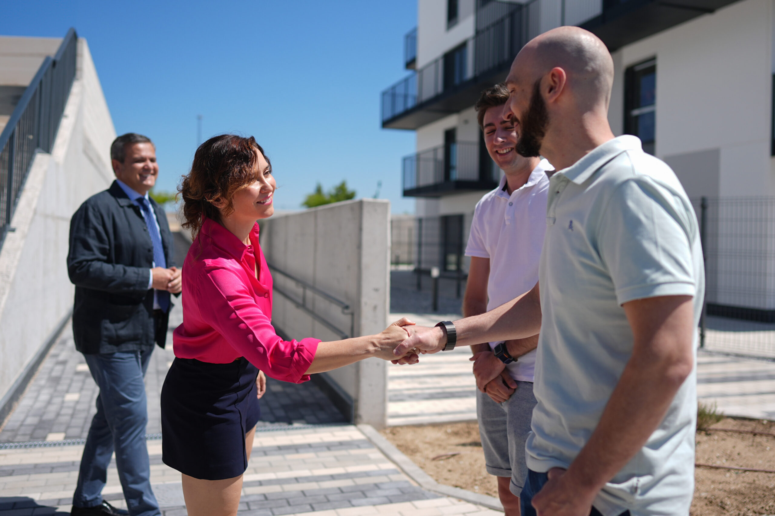 Comunidad de Madrid- Ayuso entrega 209 nuevas viviendas de alquiler asequible en Tres Cantos dentro del Plan Vive