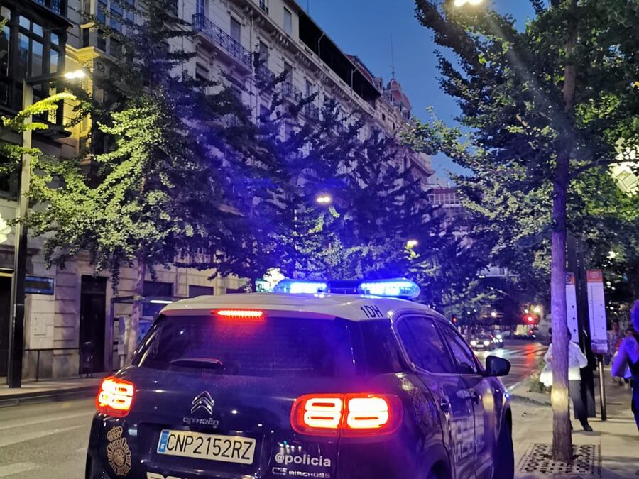 Una violenta batalla en La Elipa con un joven herido y siete detenidos