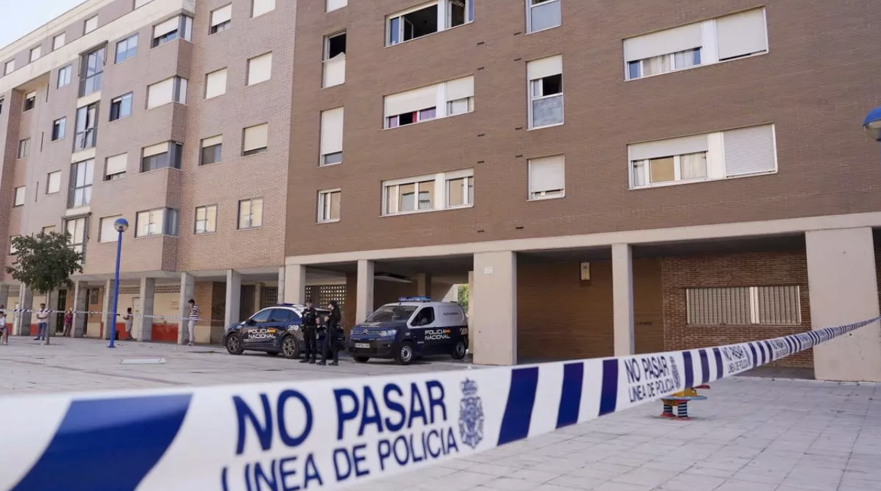 Hallan el cuerpo de una mujer con signos de violencia en un incendio en Valladolid