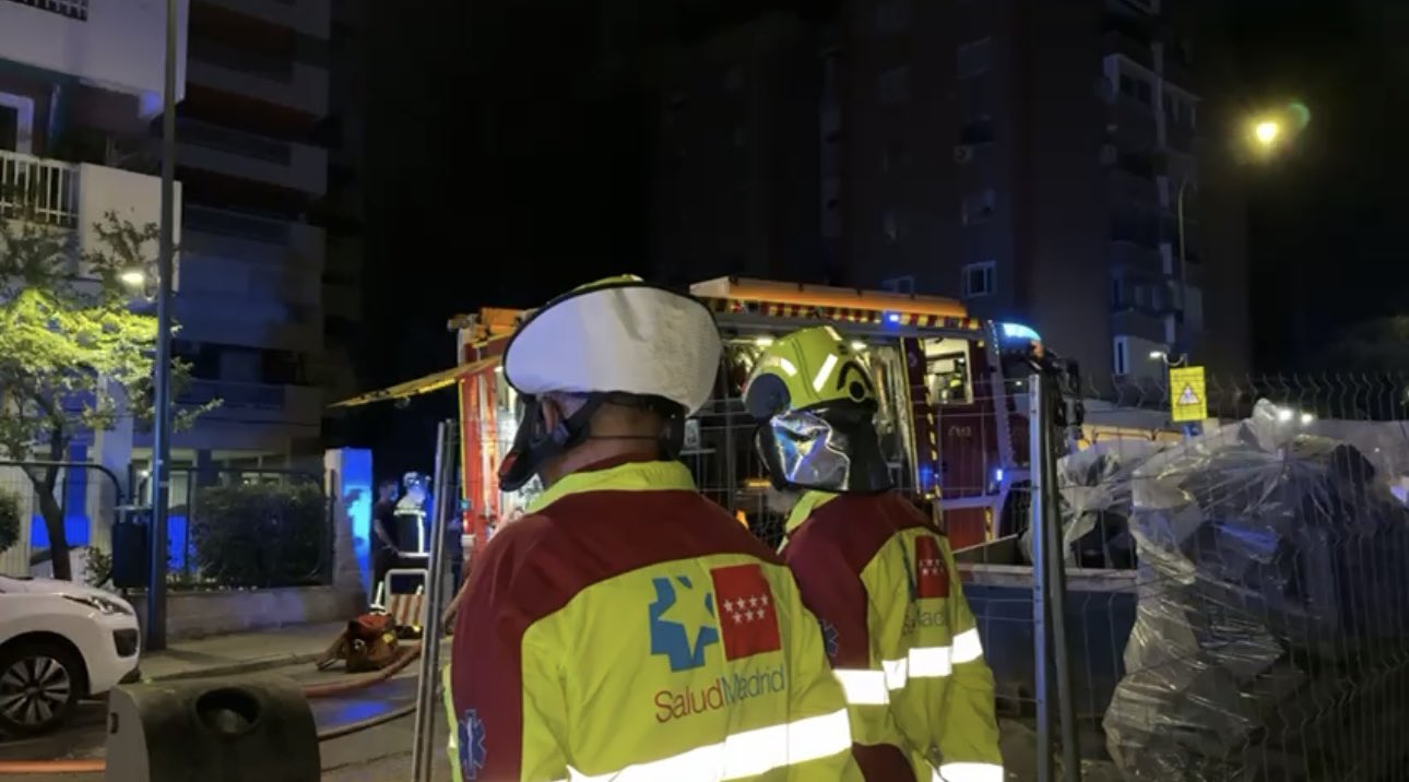 Sofocado un incendio en un edificio de seis plantas en Móstoles