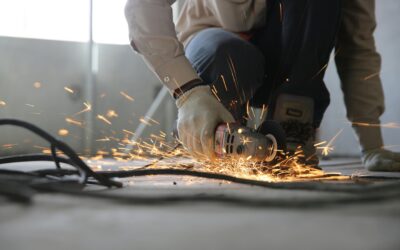 La Comunidad de Madrid advierte a 700 empresas de construcción sobre los riesgos del calor laboral