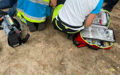 Policía y sanitaria fuera de servicio salvan la vida a un hombre tras un infarto en Móstoles