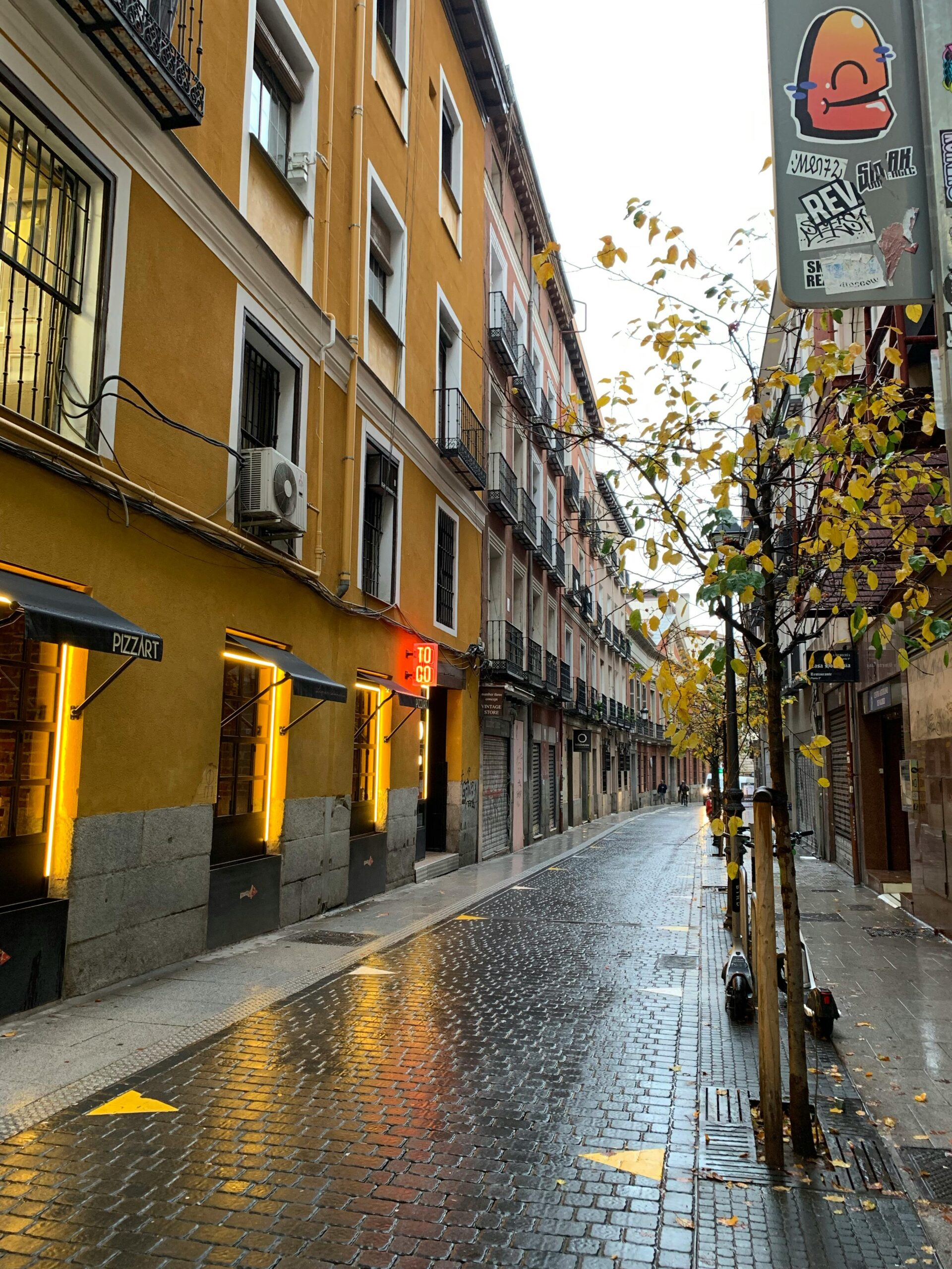 Descenso de temperaturas y lluvias débiles en la Sierra de Madrid este viernes