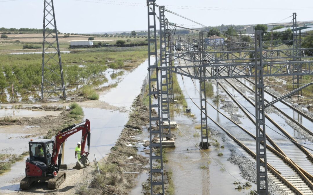 La DANA deja la alta velocidad Madrid-Valencia sin servicio por tres semanas