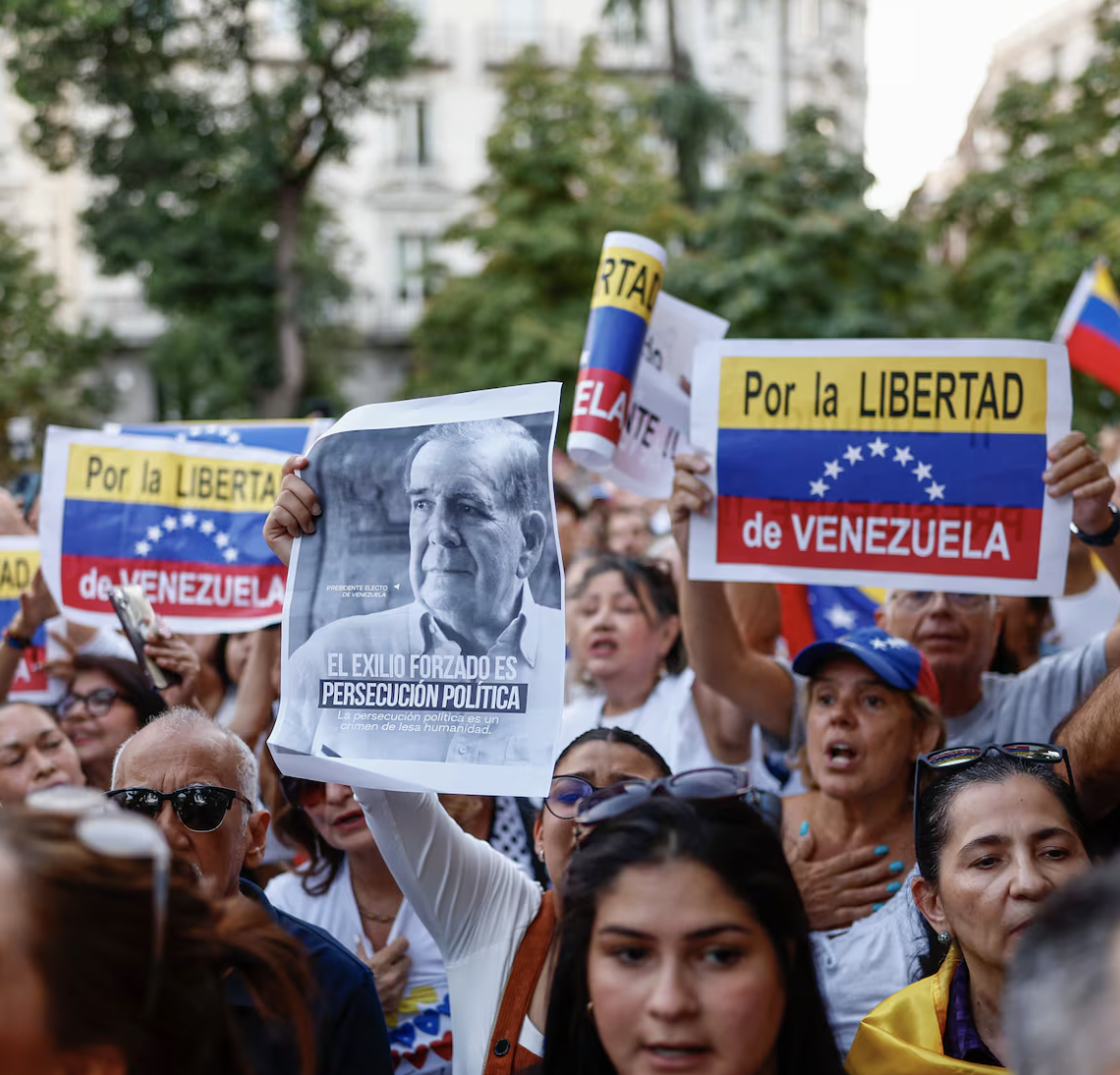 El Centro Carter presenta supuestas actas electorales que indican victoria de Edmundo González en Venezuela