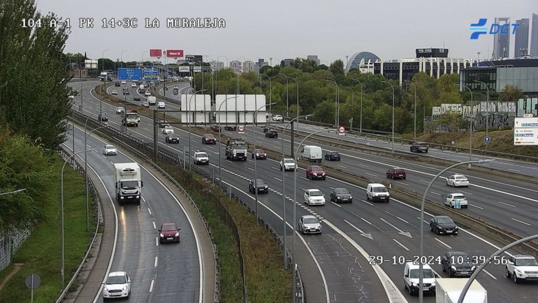 Lluvias y accidentes provocan importantes atascos en accesos a Madrid