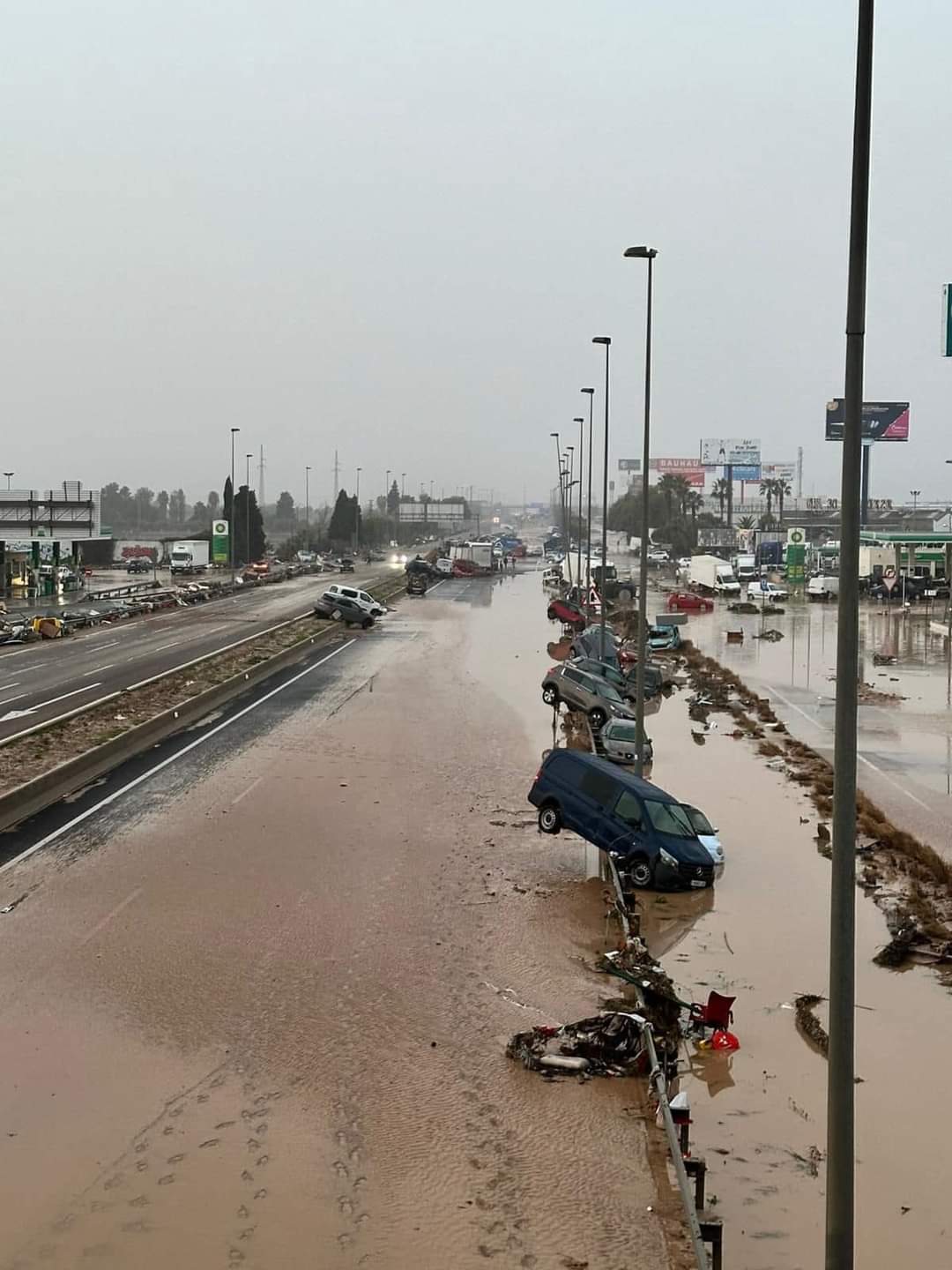 Al menos 51 muertos en Valencia y cientos de afectados por las inundaciones provocadas por la DANA