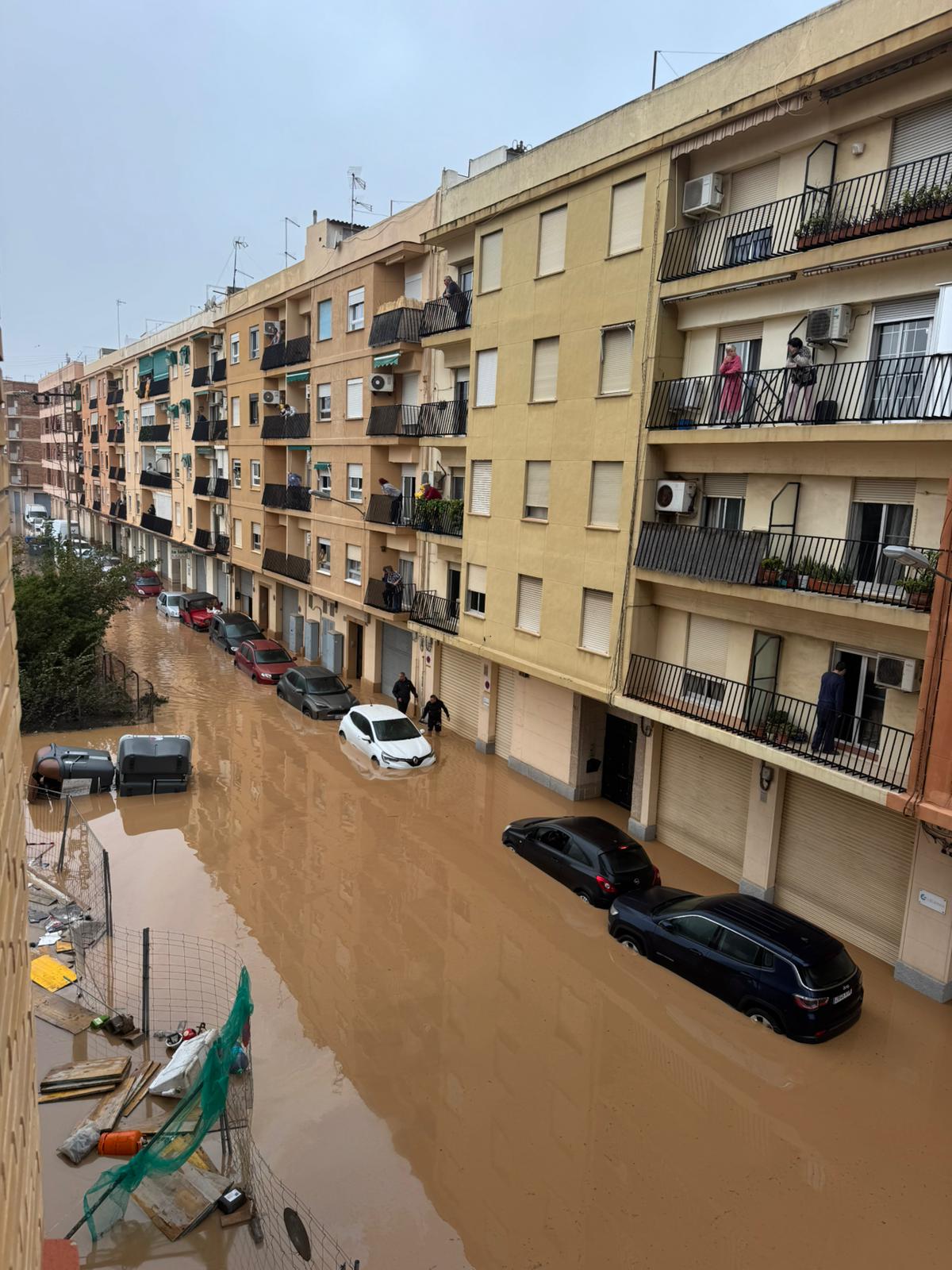 Se reanudan las labores de búsqueda de desaparecidos por la DANA en Valencia, con ayudas de 250 millones